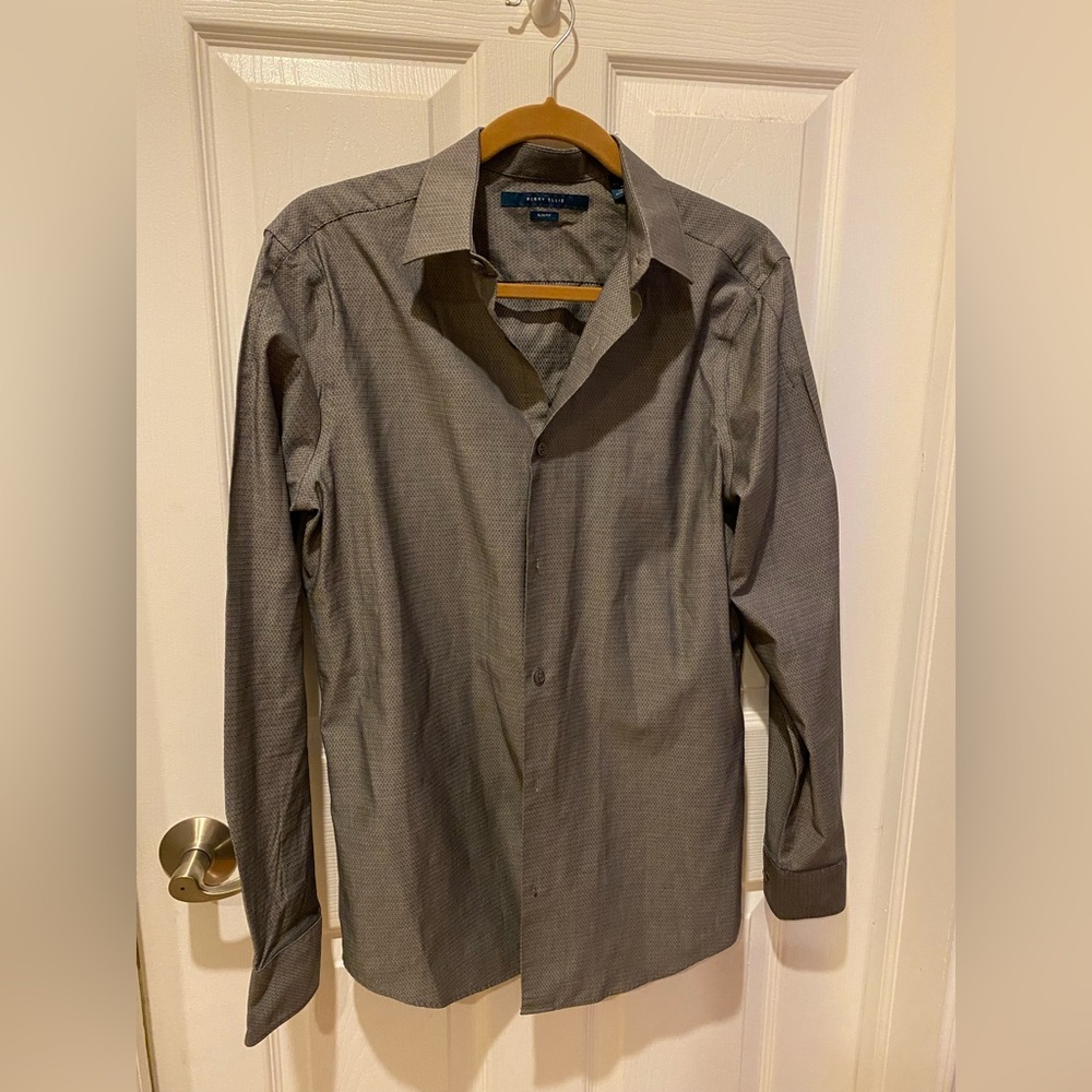 Perry Ellis Men’s Medium Slim Fit Gray Dress Shirt